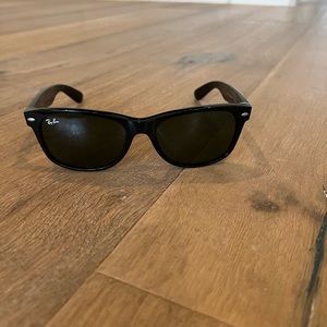 Ray-Ban wayfarers